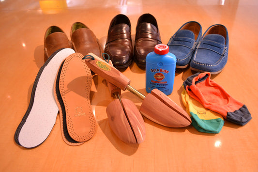 Going Sockless - 6 Ways to Avoid the Stink
