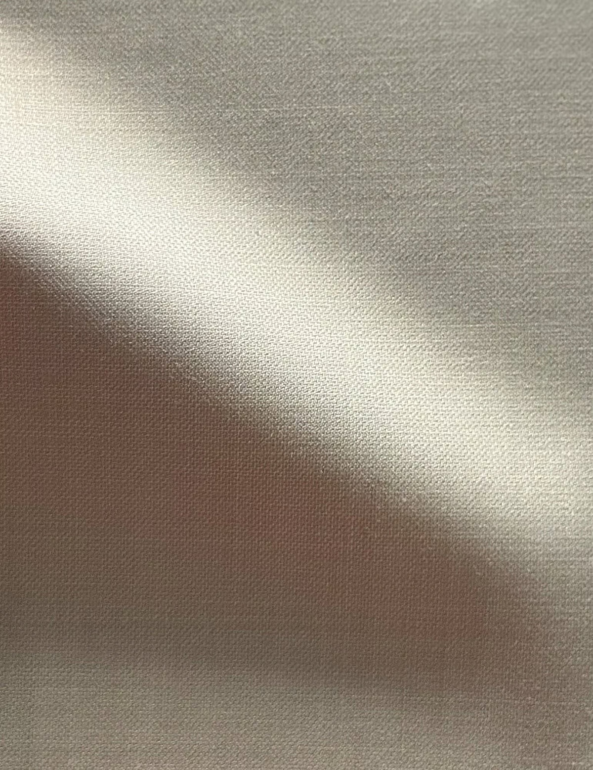 The Versa Cream Sharkskin Suit